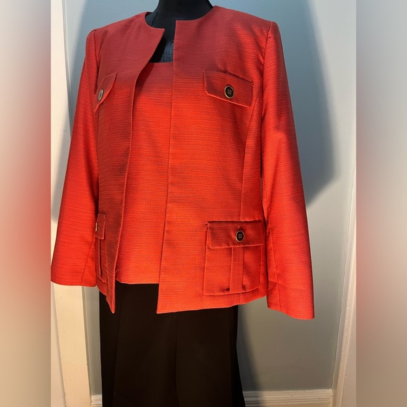 Kasper, Size 14, Brick Red. - Picture 3 of 4